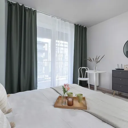Apartament Z 2 Sypialniami Parking Blisko Tauron Arena By Renters Kraków