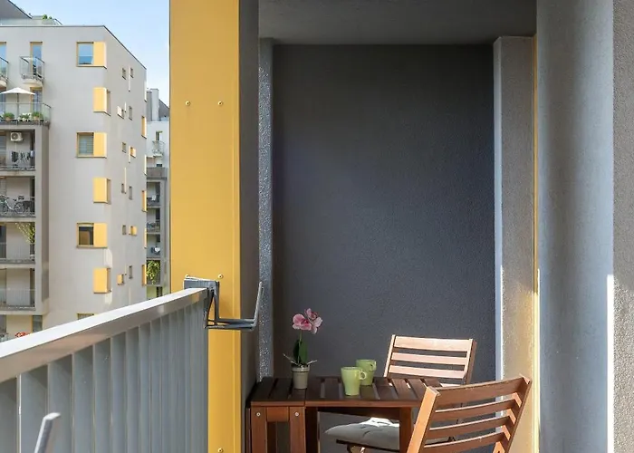 Z 2 Sypialniami Parking Blisko Tauron Arena By Renters